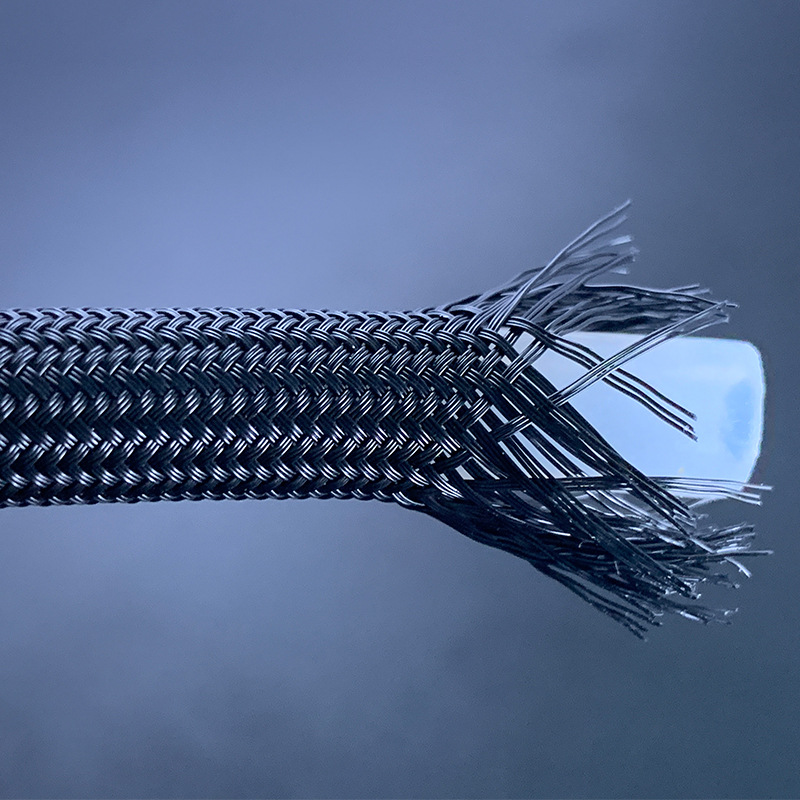 嶸牌柔韌編織硅膠管：突破緊湊空間安裝極限，蕞小彎曲半徑僅35mm